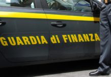 guardia di finanza auto