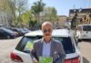 Il tassista più anziano (in servizio) d’Italia è brindisino: “zio Vittorio”, 84 anni, 64 a bordo del suo taxi
